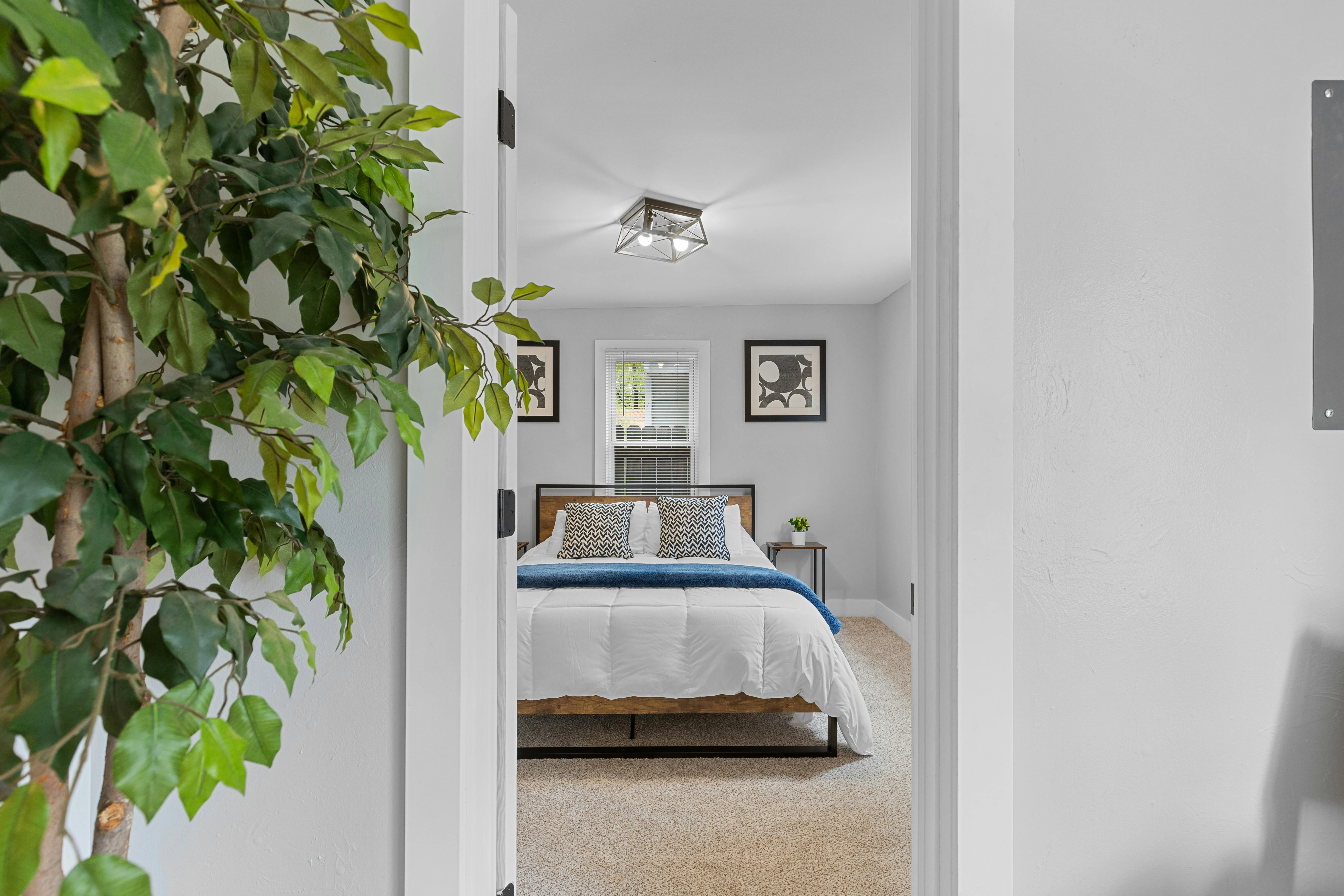 Airbnb invoice example for short term rental accommodation