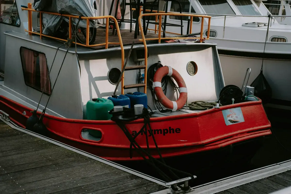 Boat repair technician using an editable boat repair invoice template