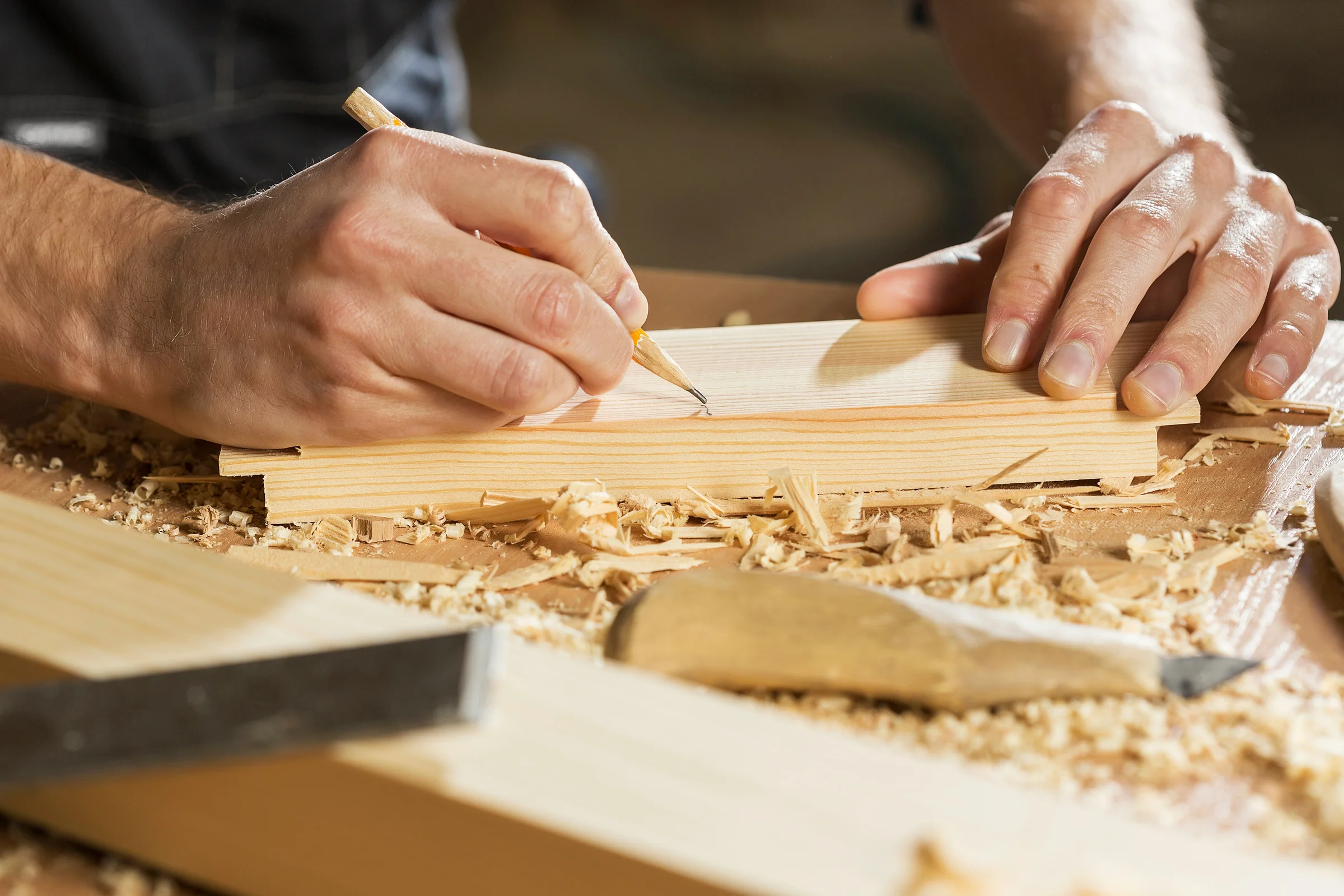 Self employed carpenter creating a woodworking invoice template