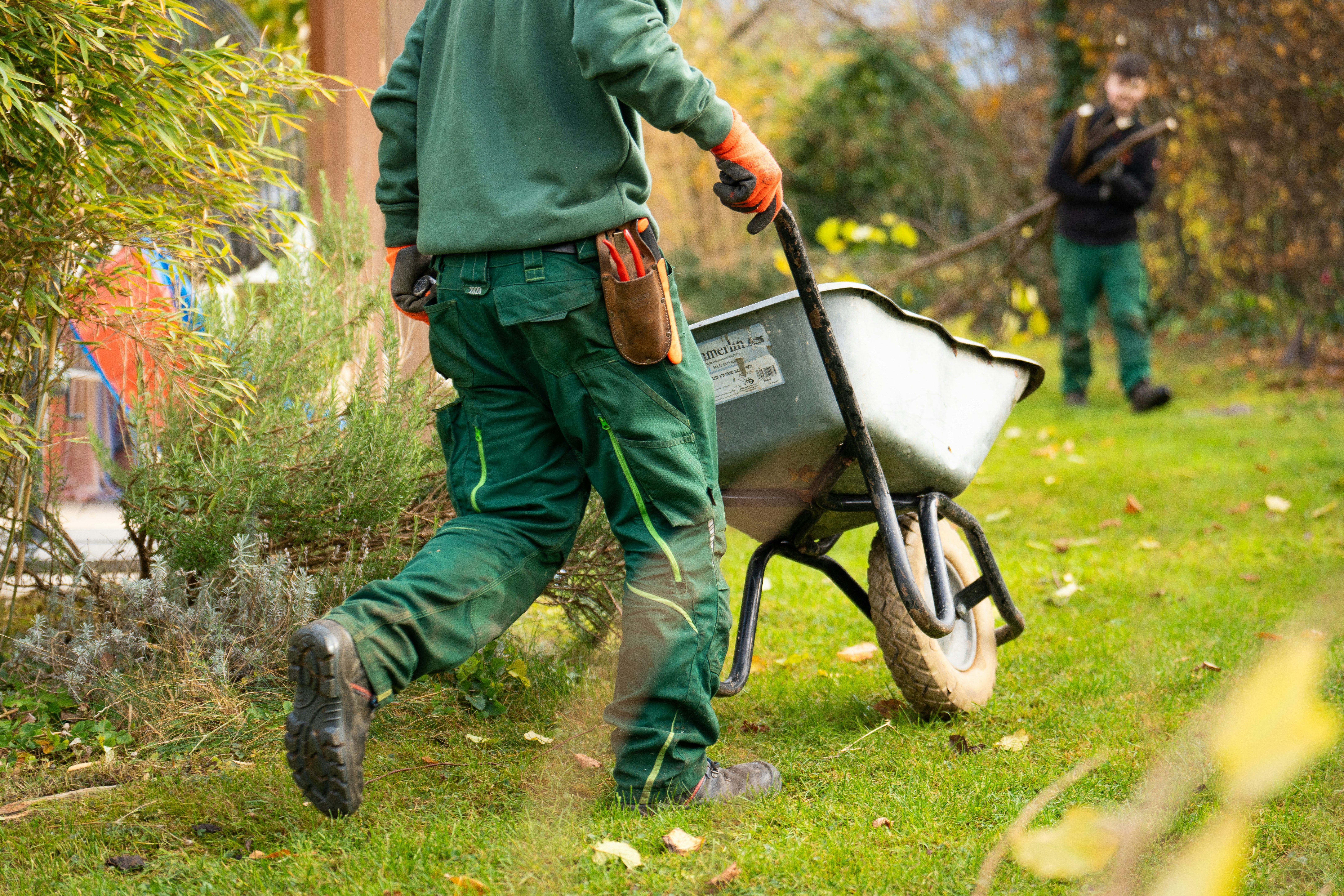 Landscaping invoice example for lawn care and gardening work