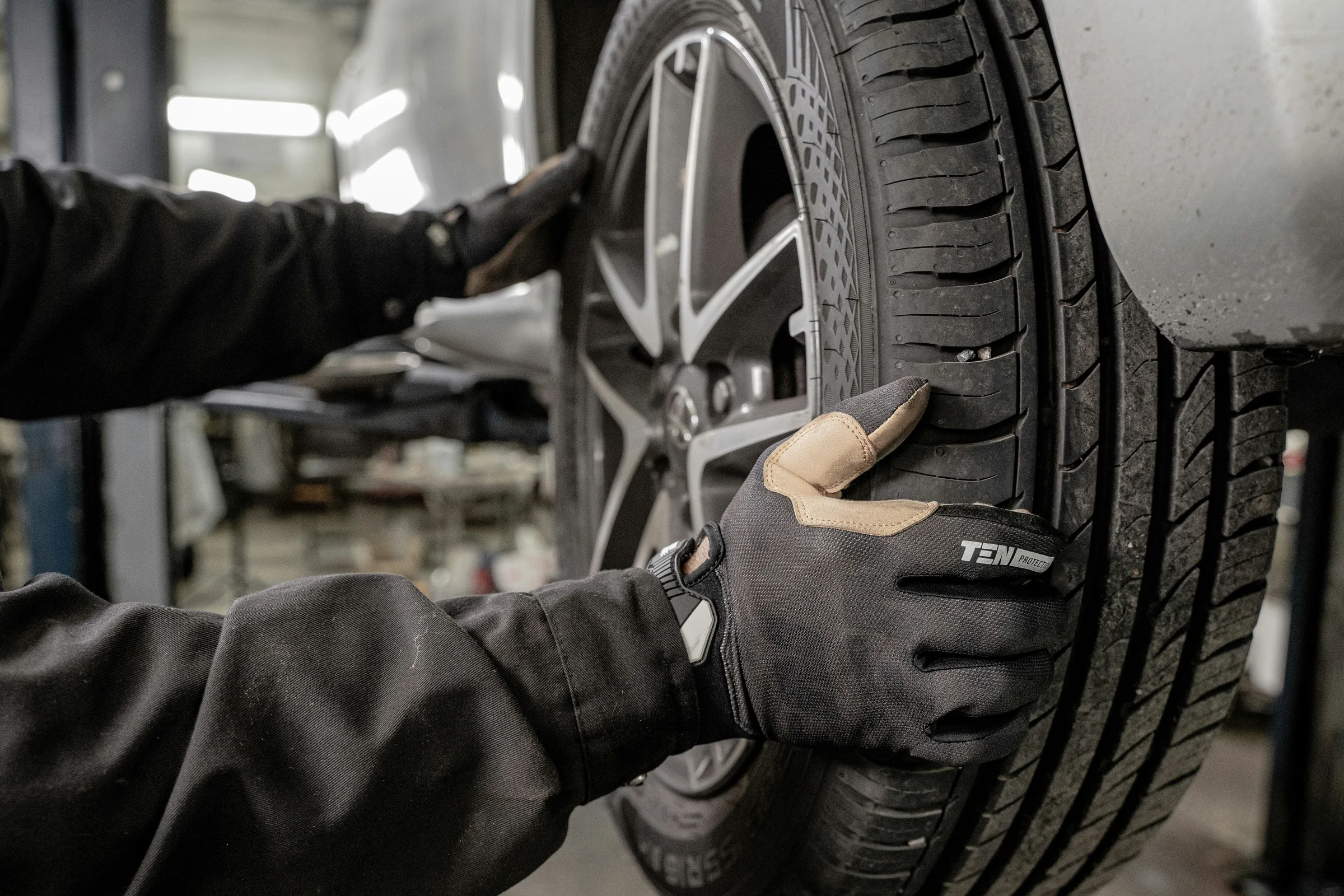 Mechanic invoice example for repairs, parts, and labour billing