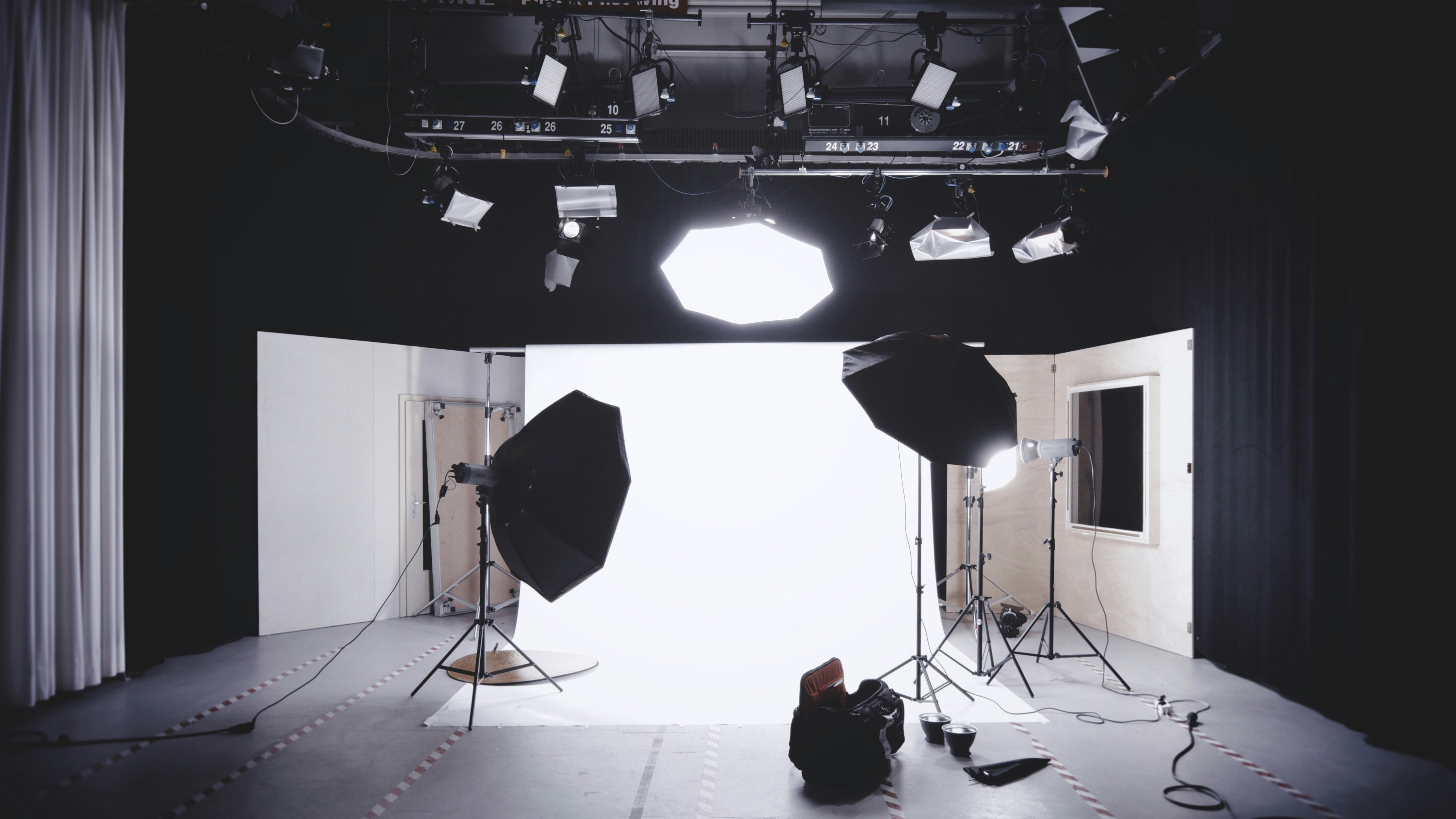 Freelance photographer using a photography invoice template
