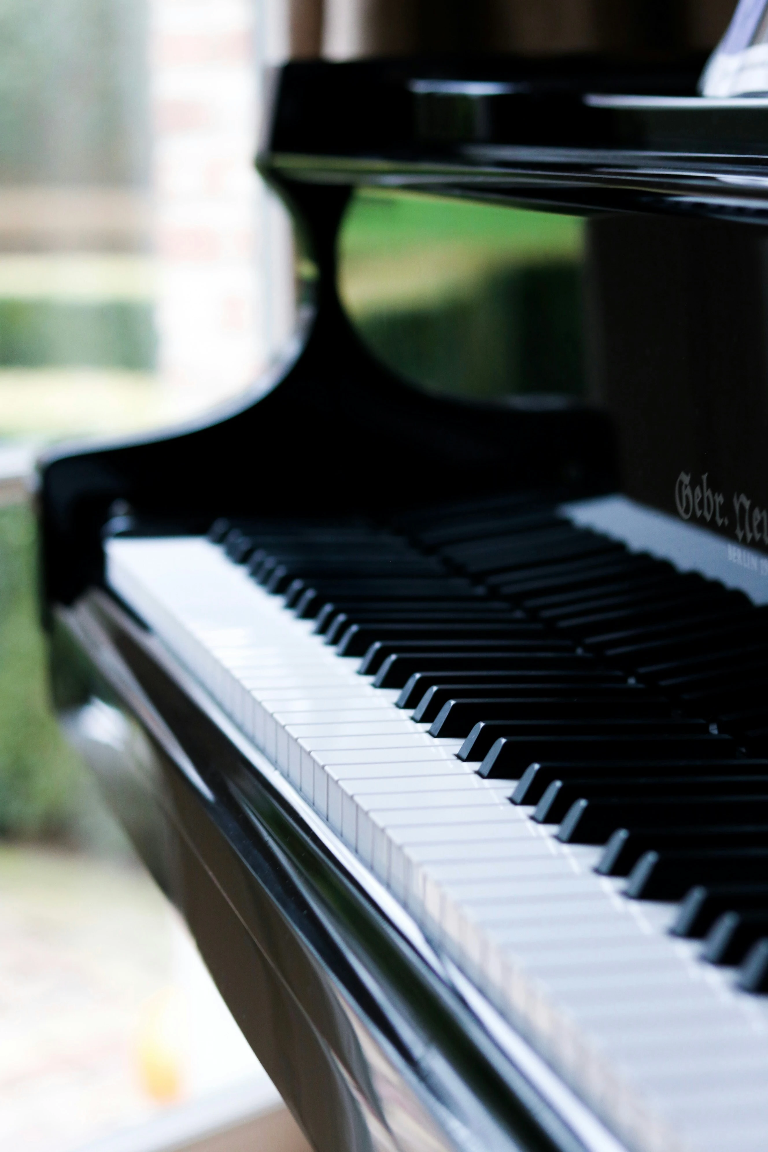 Music tutor using a piano lesson invoice template