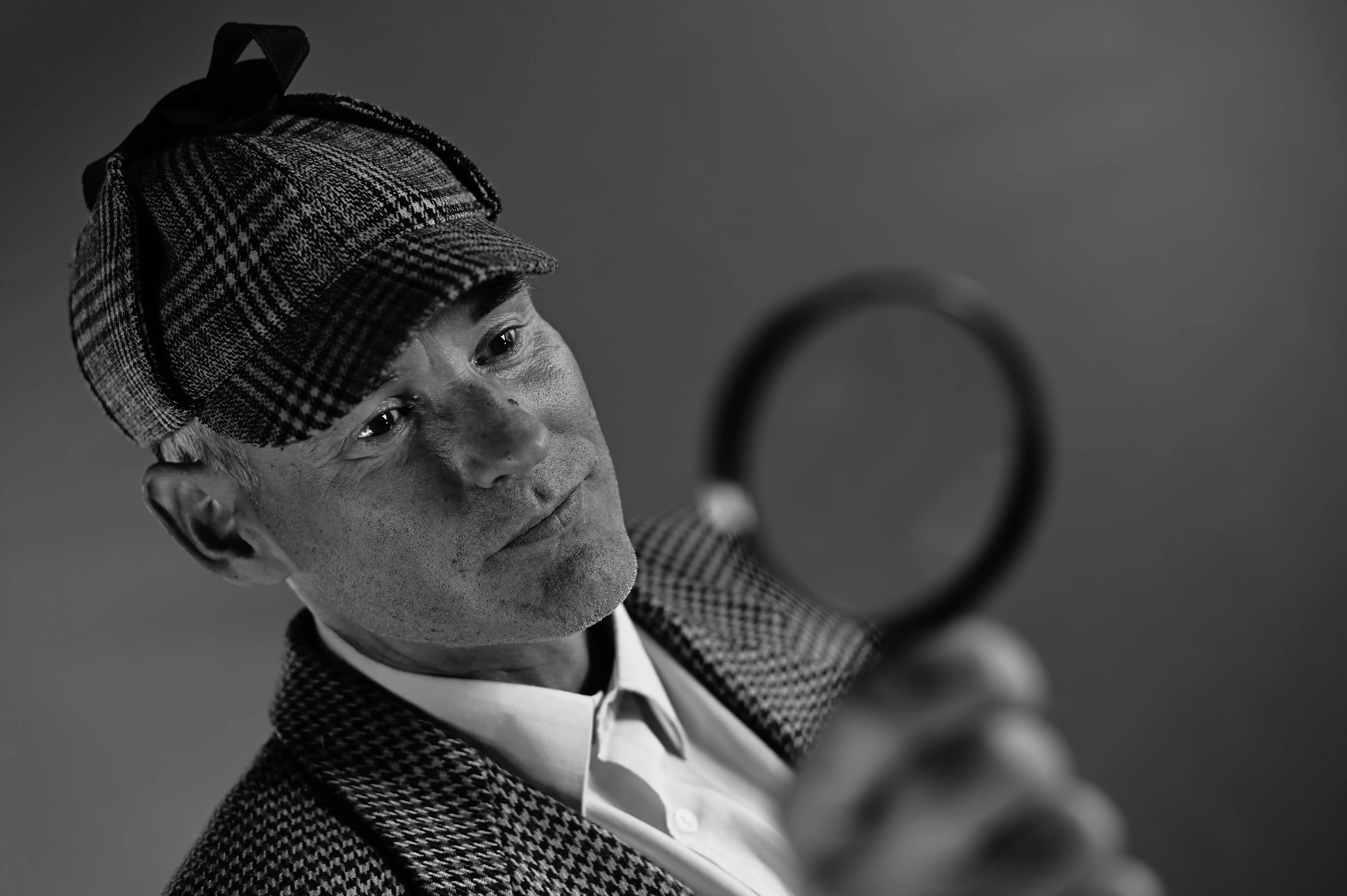 Detective agency using a private investigator invoice template