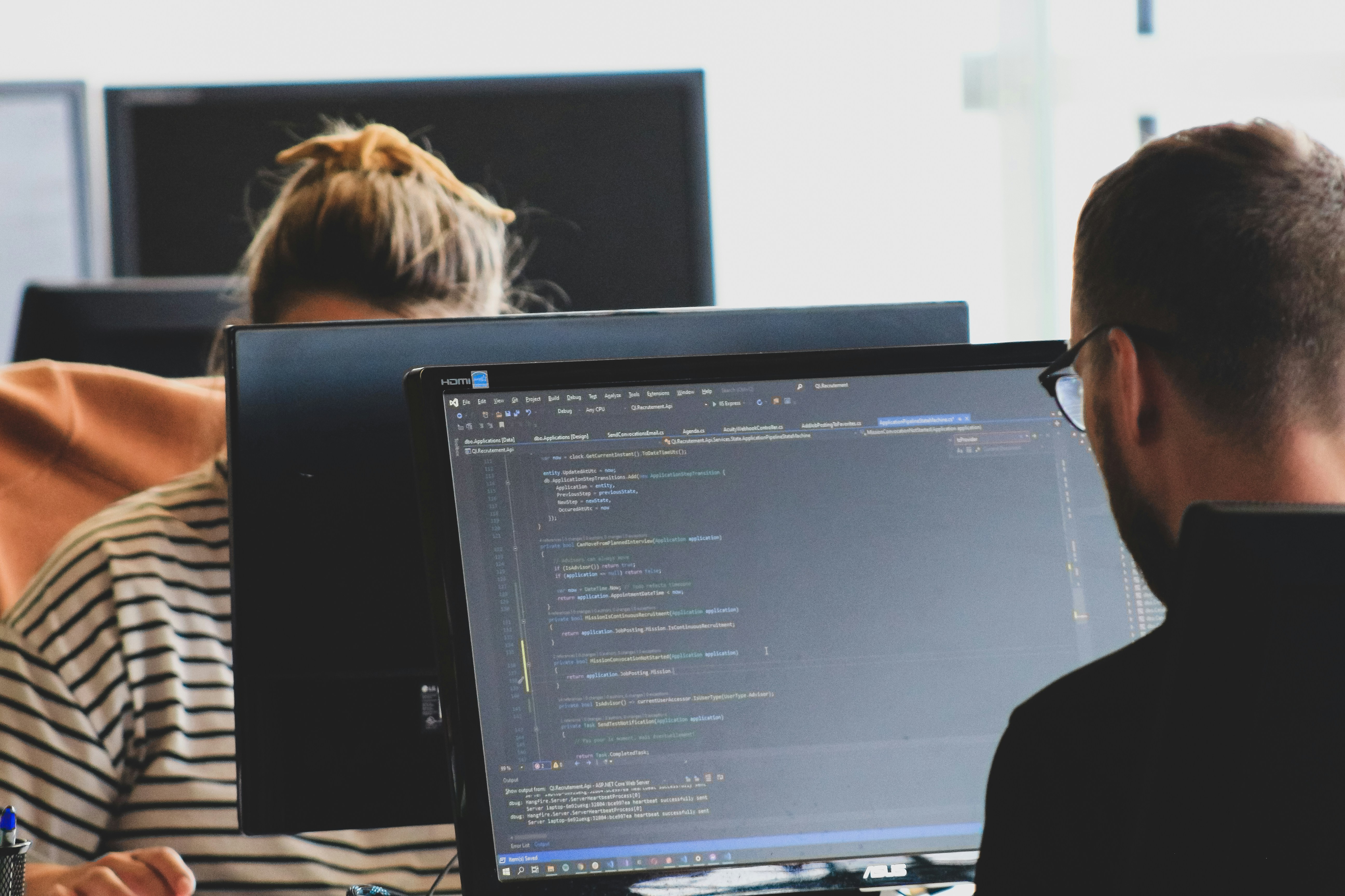 Freelance software engineer using a software developer invoice template