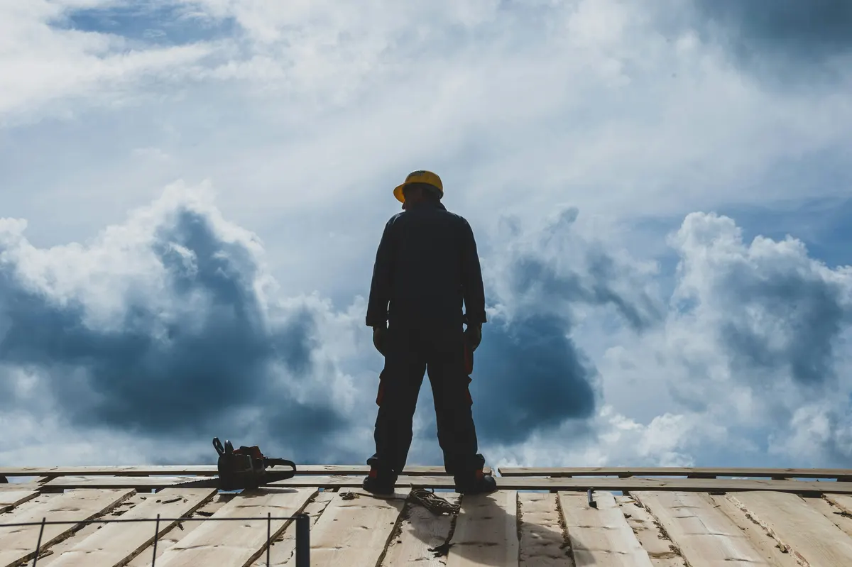 Independent subcontractor completing a free subcontractor invoice template